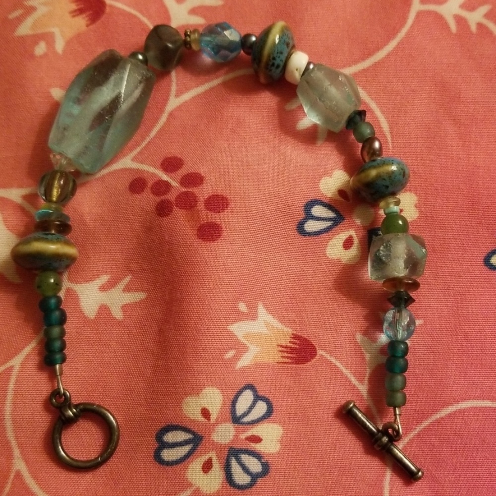 Bracelet - Picture 2 of 3